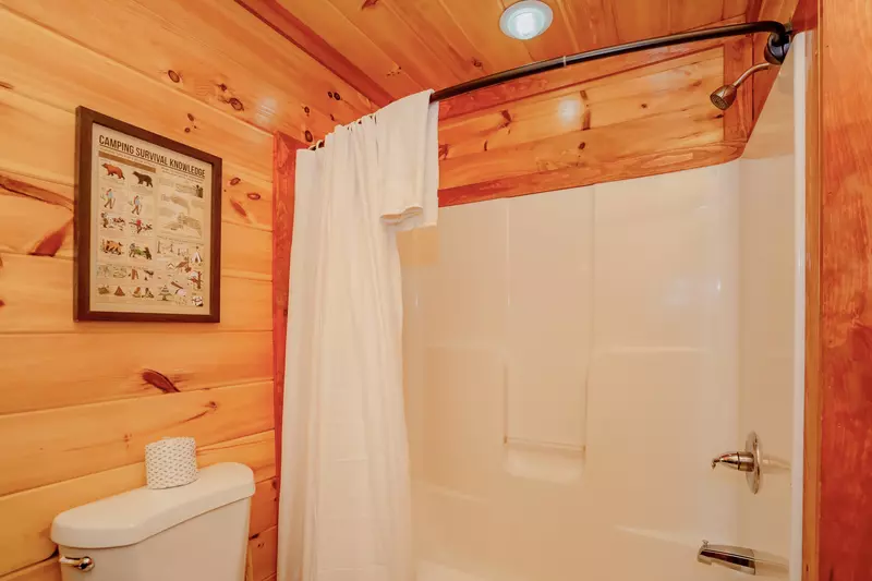 Amazing Adventure Lodge