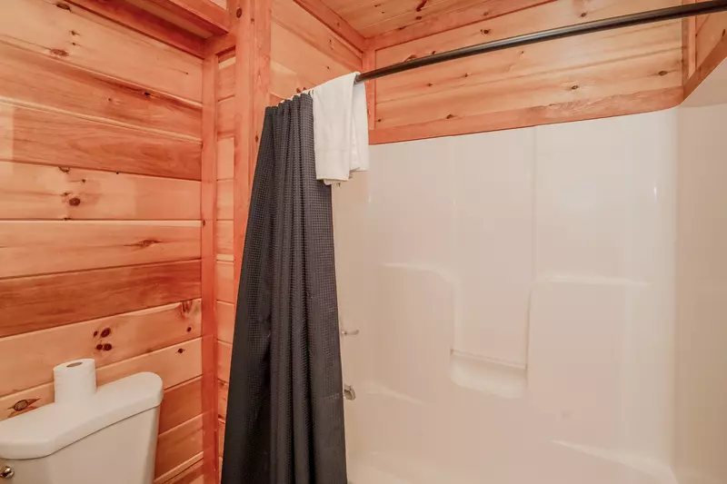 Amazing Adventure Lodge