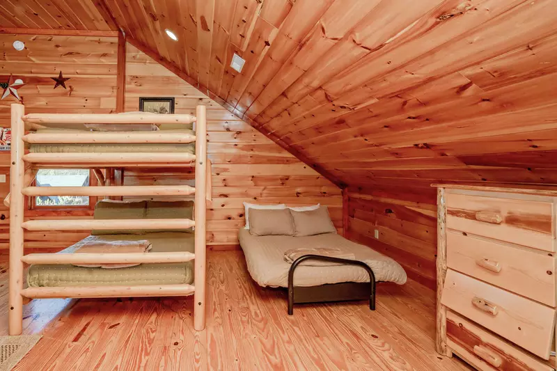Amazing Adventure Lodge
