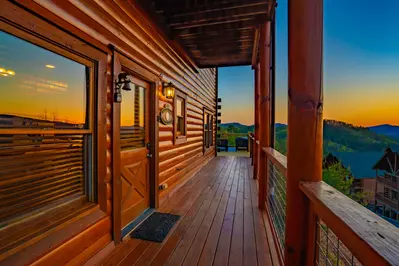 Amazing Adventure Lodge