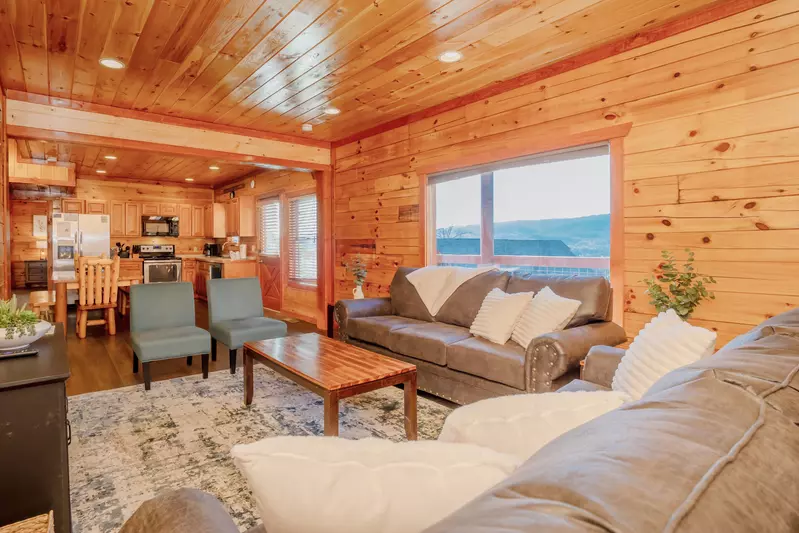 Amazing Adventure Lodge