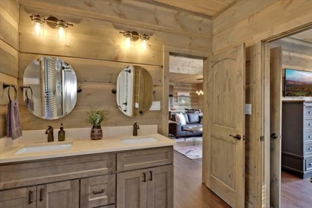 Dreamy Retreat @ Timber Cove 111