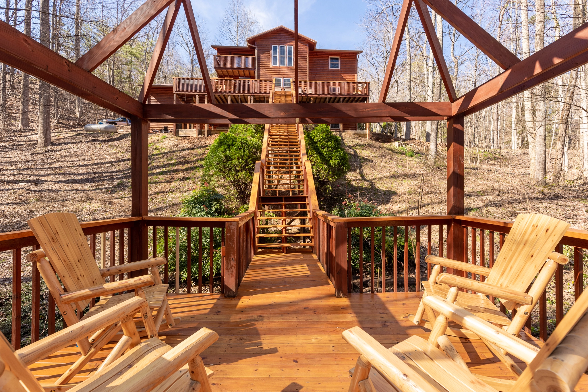 Curated visual reference: Visual Reference: Luxury Mountain Lodge Smoky Mountain Cabin