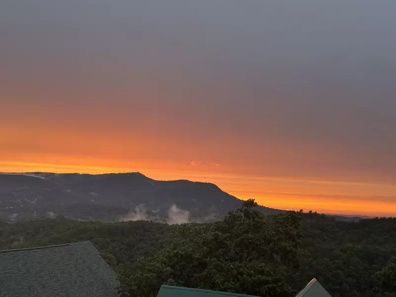 Amazing Adventure Lodge