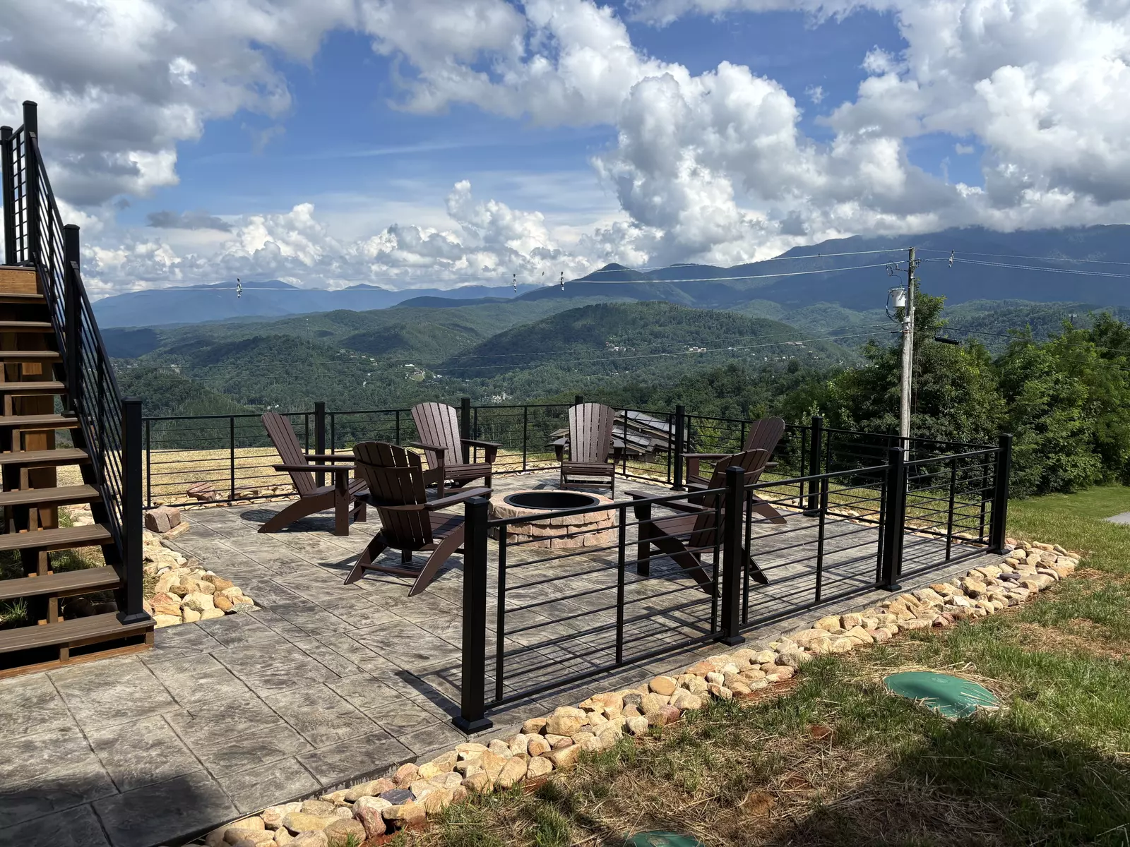 A Gatlinburg Mountain Top Splash