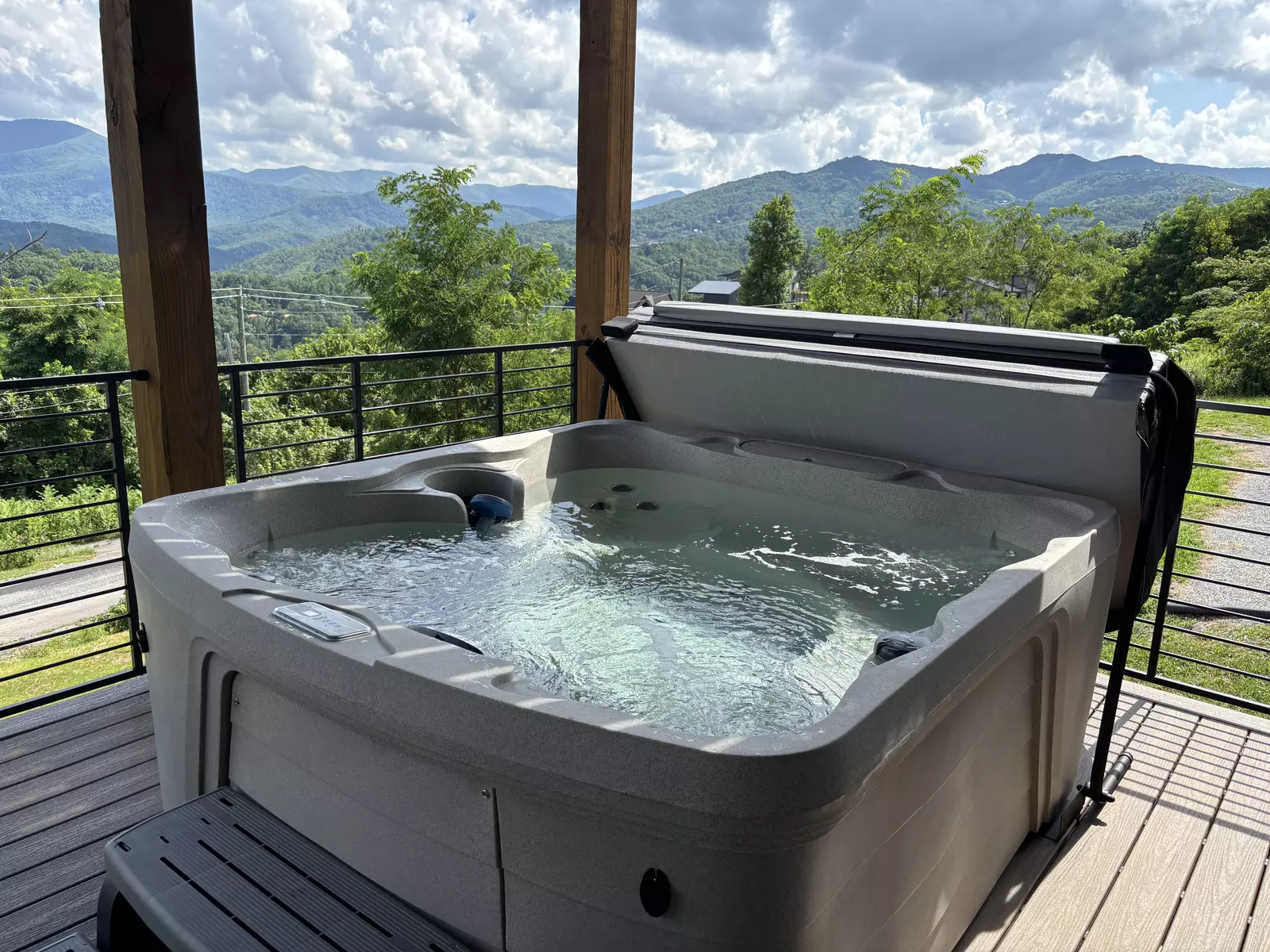 A Gatlinburg Mountain Top Splash