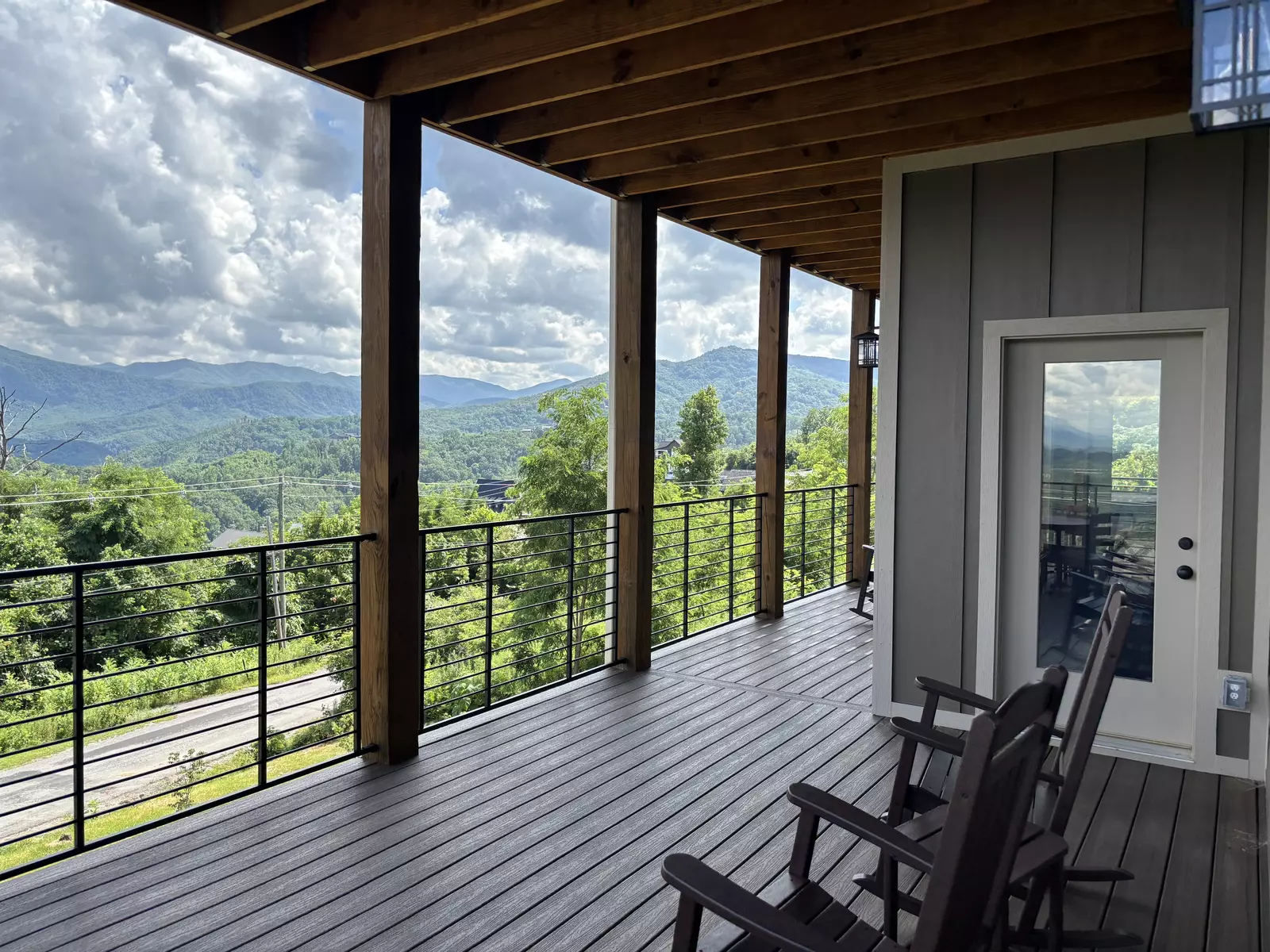 A Gatlinburg Mountain Top Splash