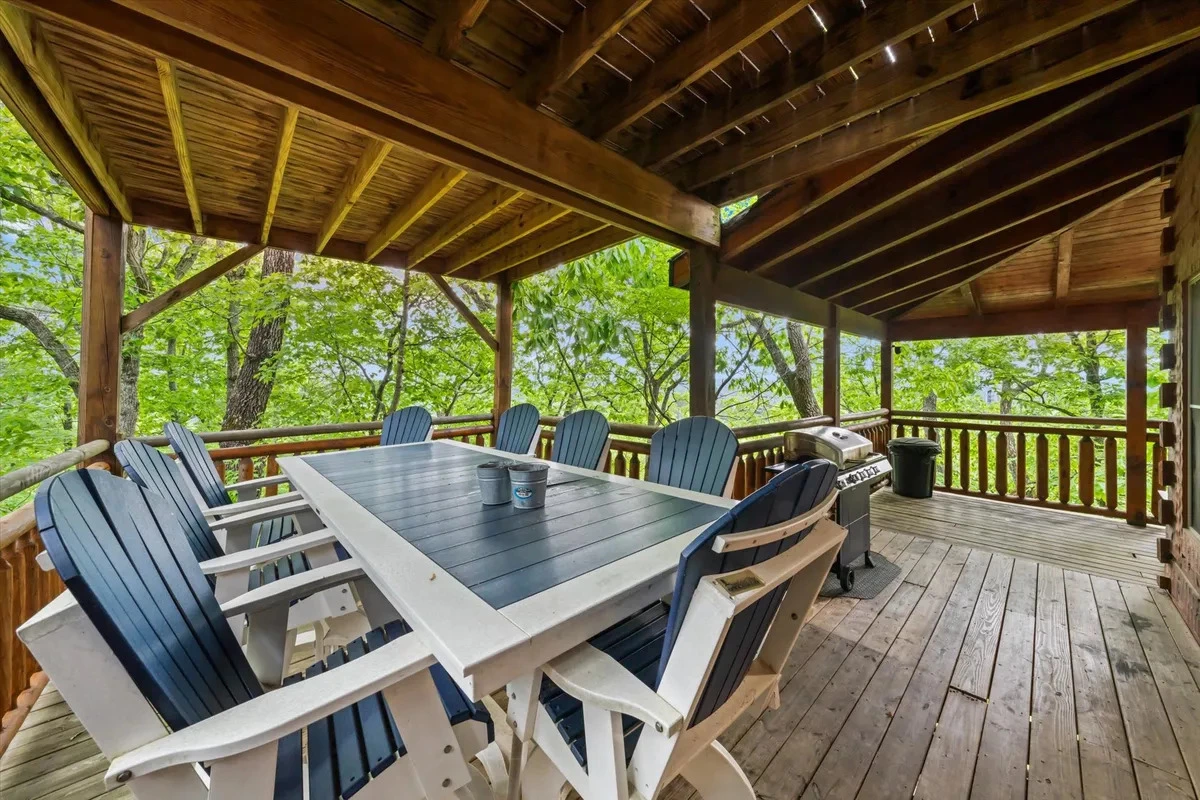 Keaton's Star Spangled Cabin