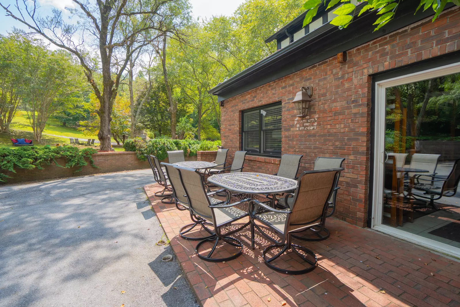 The Manor @ Smoky Mountains Estate