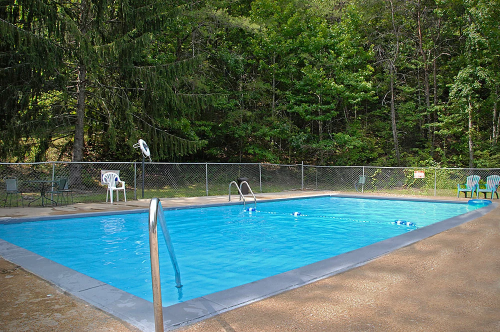 The Manor @ Smoky Mountains Estate