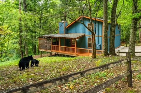 Dogwood Hideaway