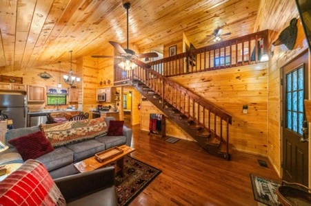 Dogwood Hideaway