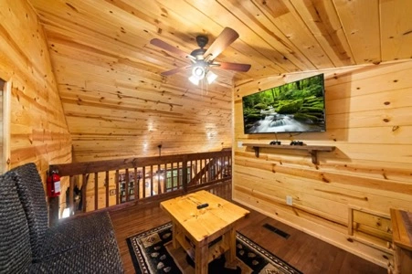 Dogwood Hideaway
