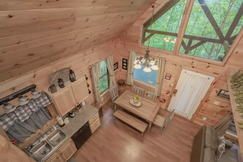 Forest View Hideaway