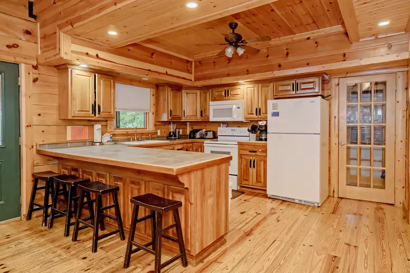 Keaton's Star Spangled Cabin