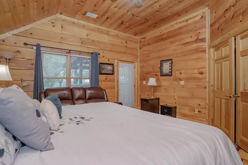 Keaton's Star Spangled Cabin