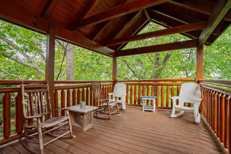 Keaton's Star Spangled Cabin