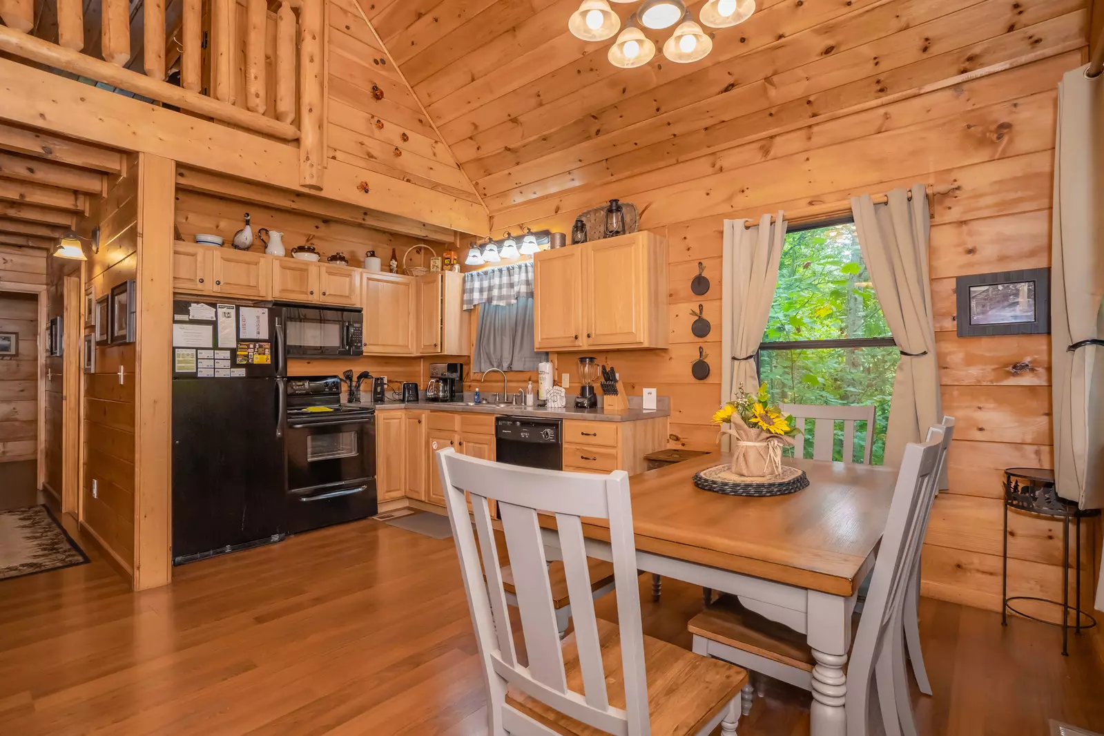 Forest View Hideaway