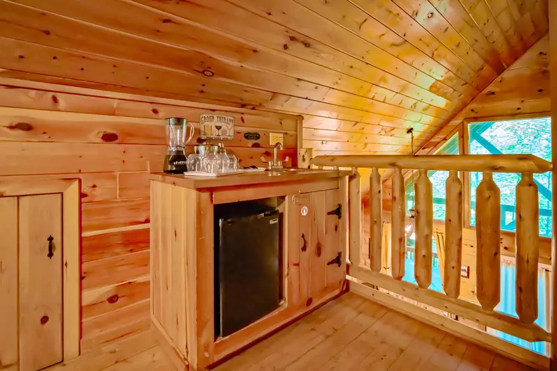 Forest View Hideaway