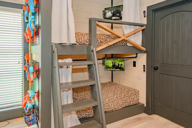 Mountain Plunge @ Smith Creek