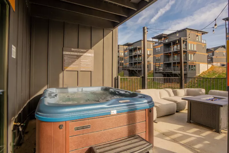 Mountain Plunge @ Smith Creek