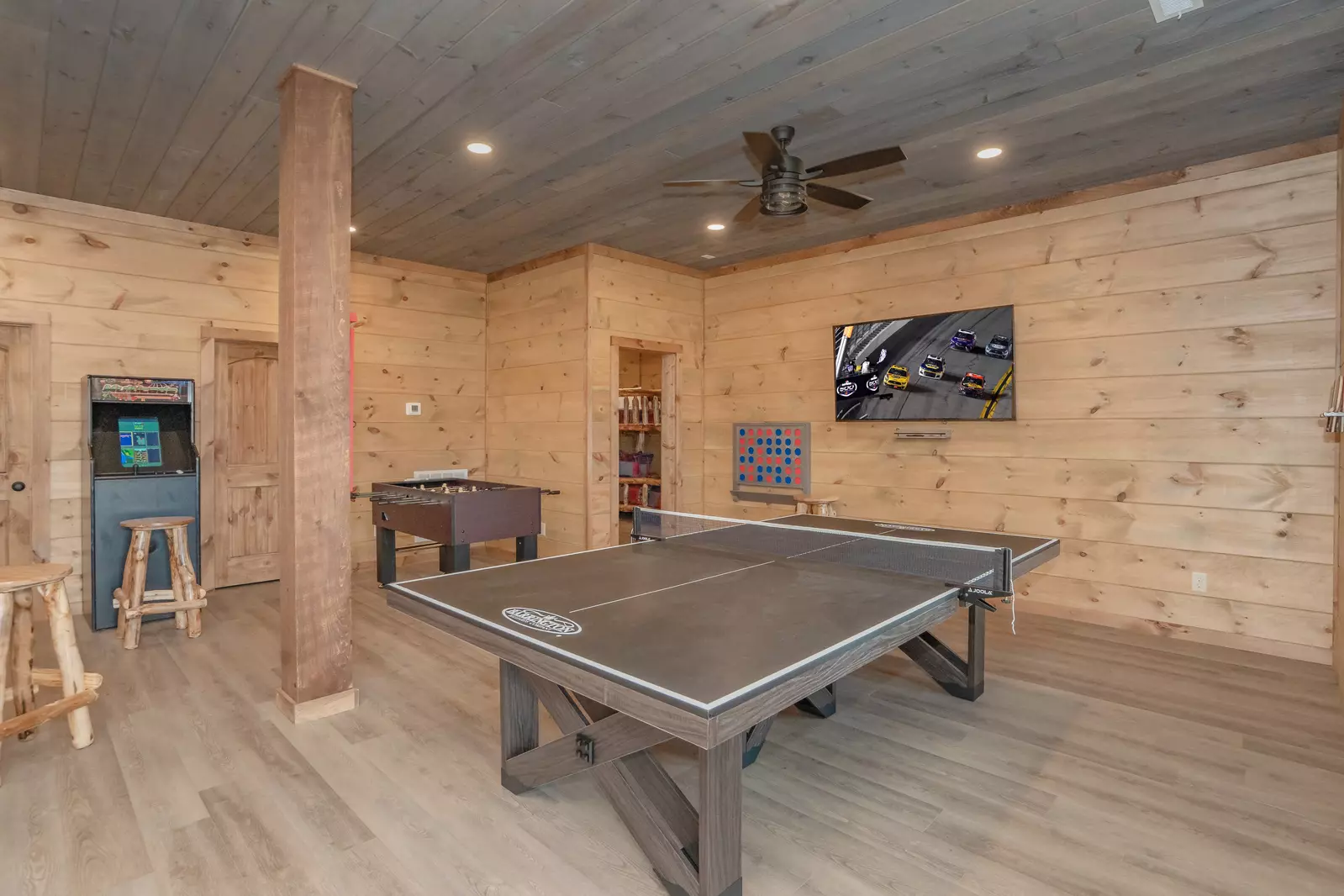 A Gatlinburg Mountain Top Splash