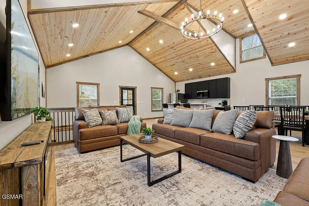 Legacy Lodge