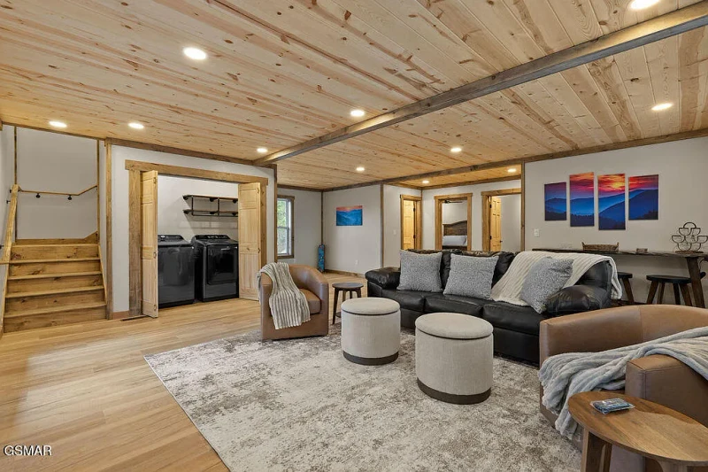 Legacy Lodge
