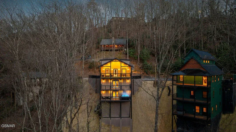 Legacy Lodge