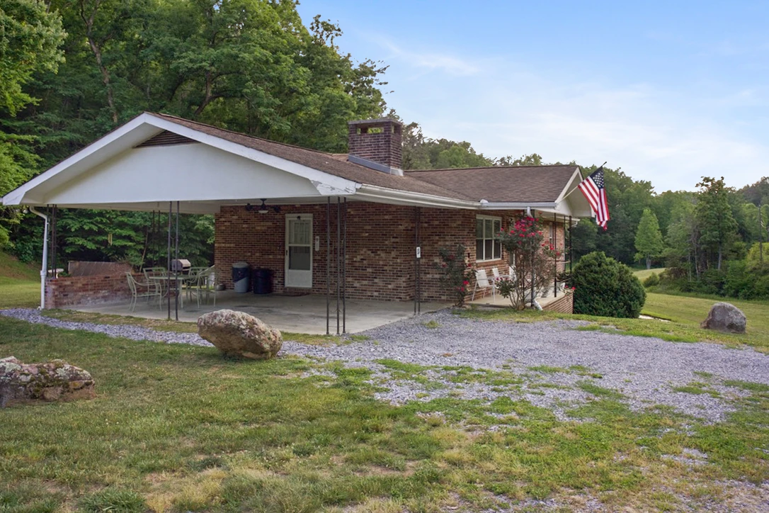 70 Acre Mountain Farmstead