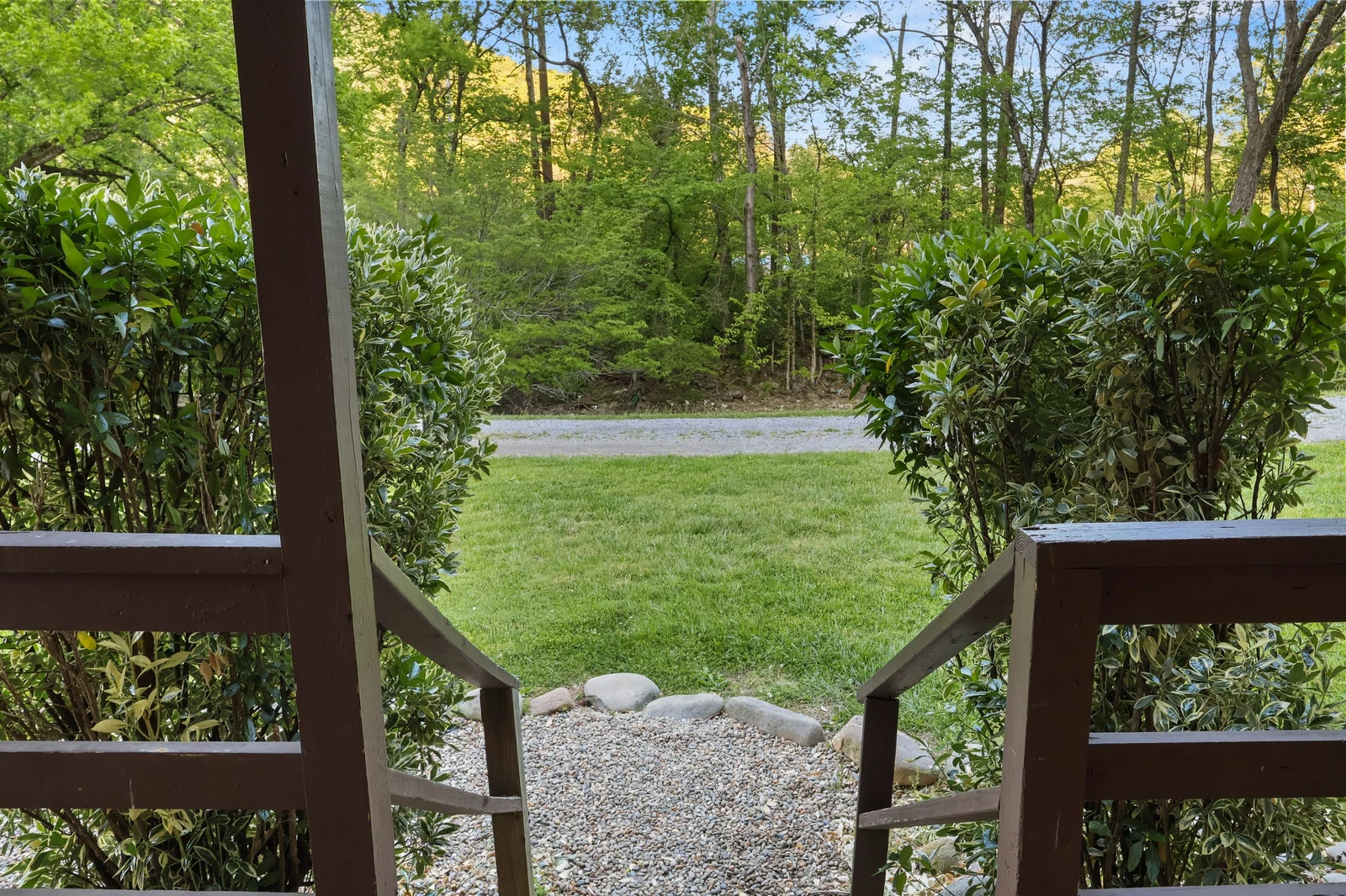 Quaint Cabin on Cosby Creek