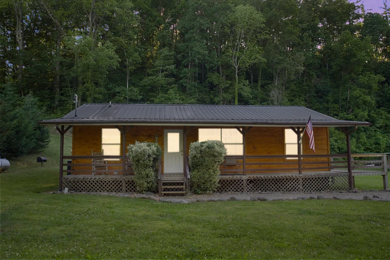 Quaint Cabin on Cosby Creek