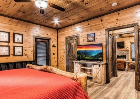 Smoky Splash Retreat