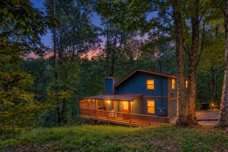 Dogwood Hideaway