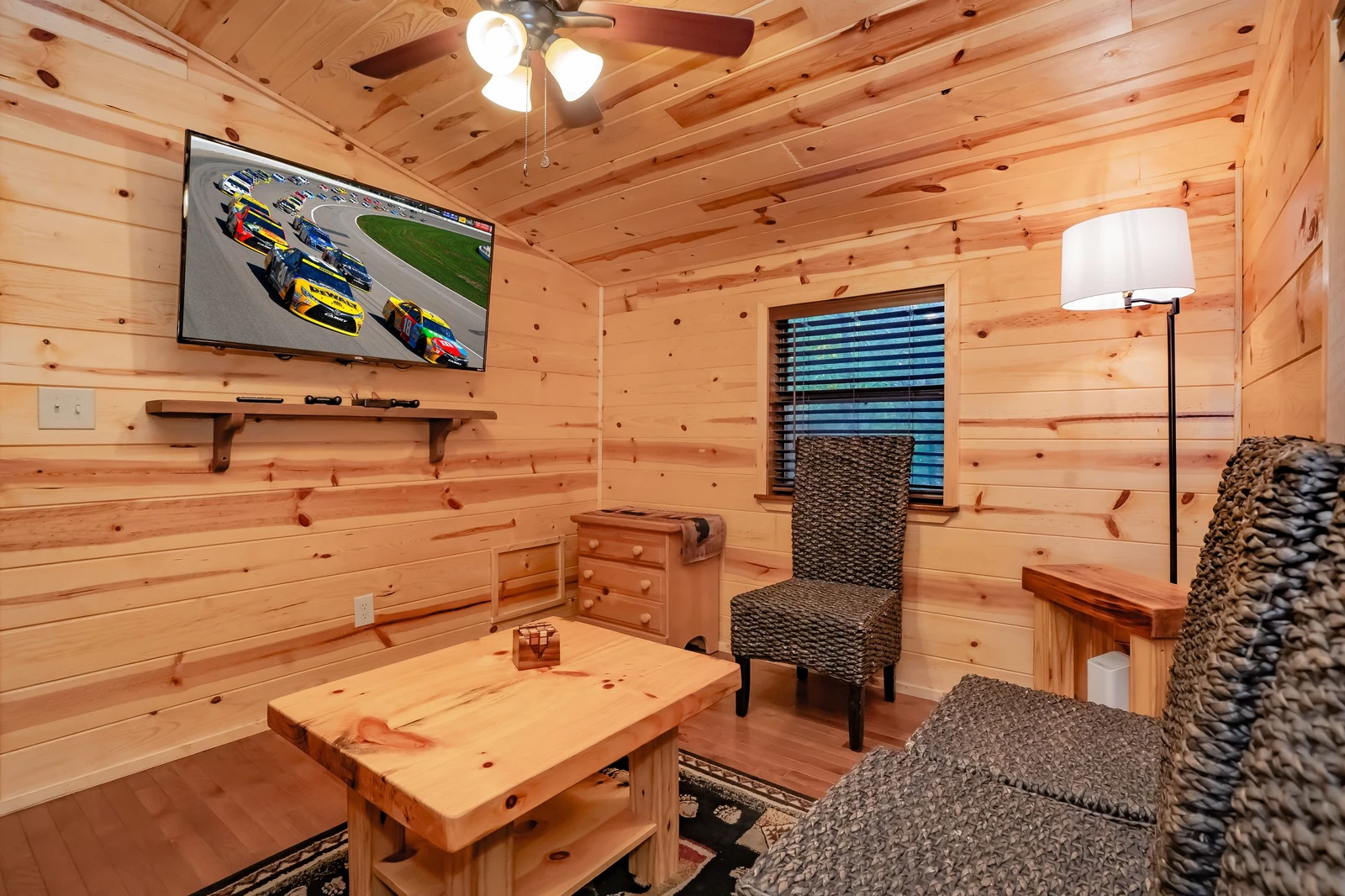 Dogwood Hideaway