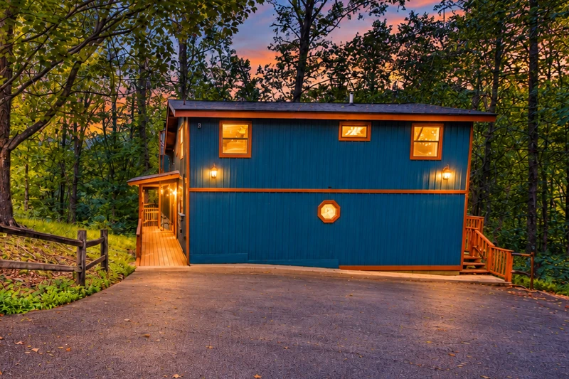Dogwood Hideaway