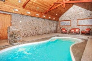 gatlinburg cabin with pool