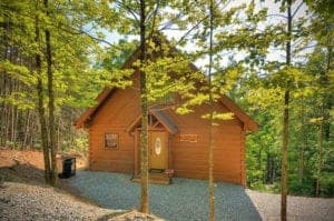 tonto's hideaway cabin in the smoky mountains